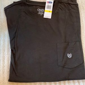 NWT - Mens Chaps t-shirt